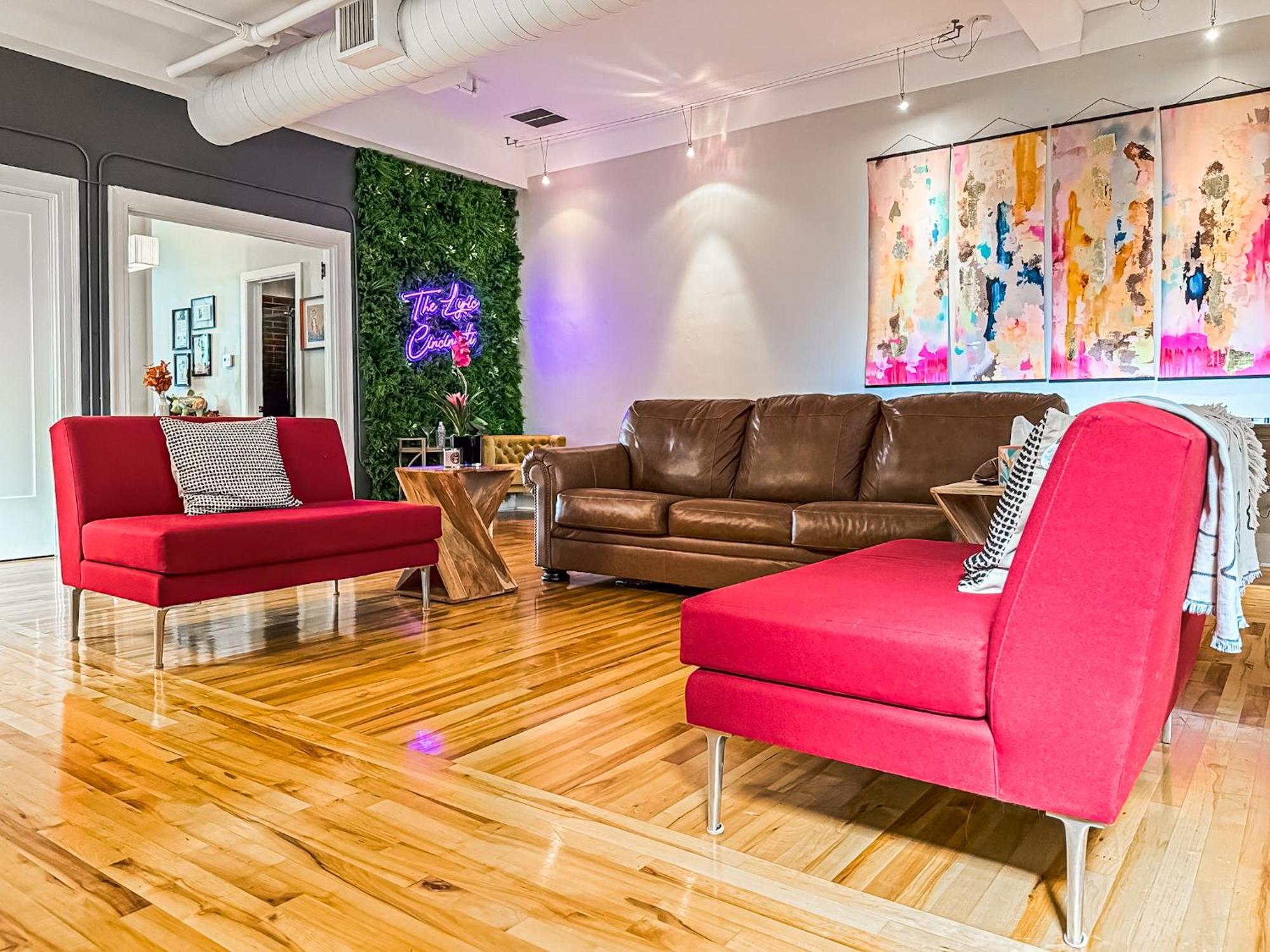 Apartment The Historic Lyric Penthouse With Private Rooftop Cincinnati